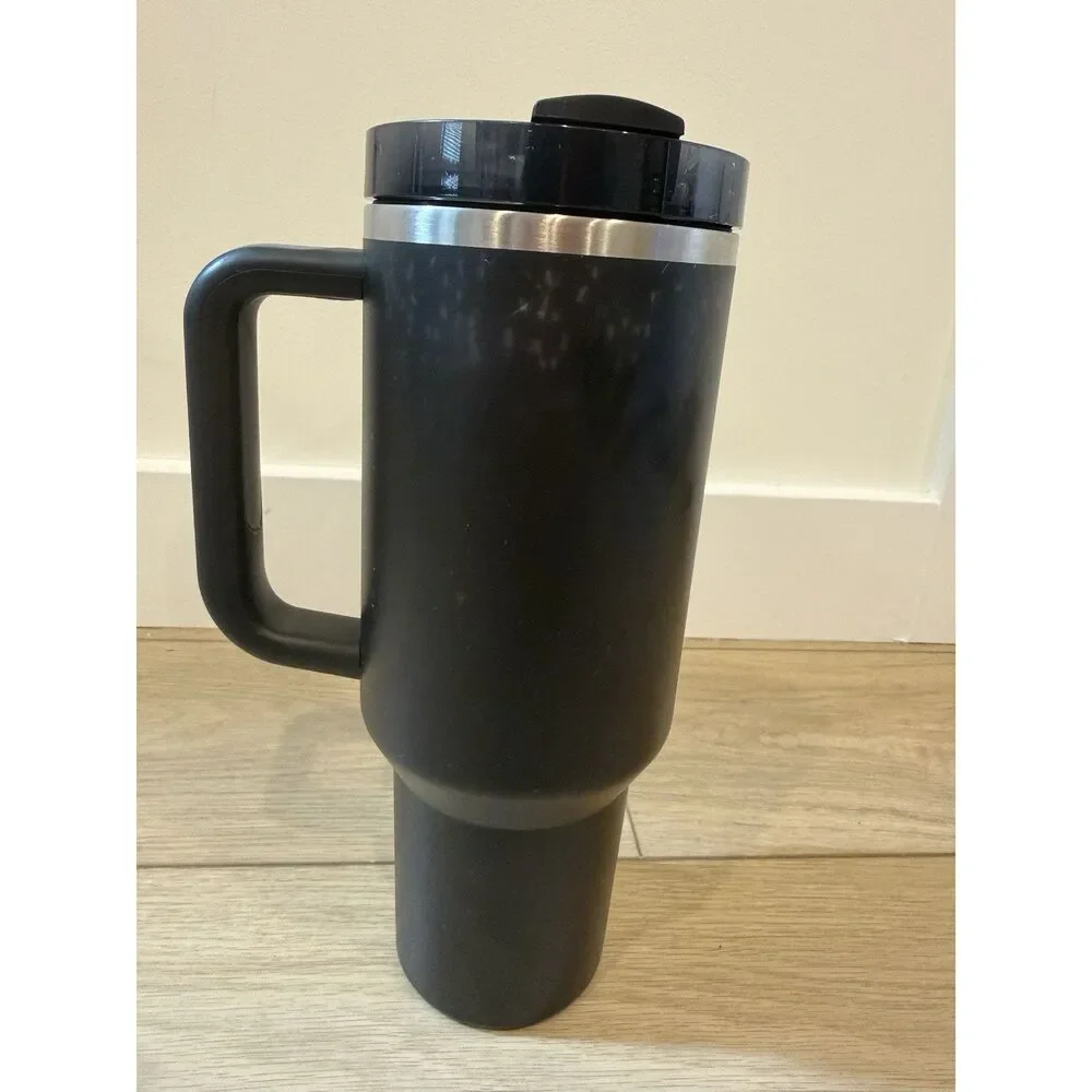Stanley 40oz Black Insulated Tumbler Handle Lid Straw BPA-Free Stainless Steel - Picture 2 of 5